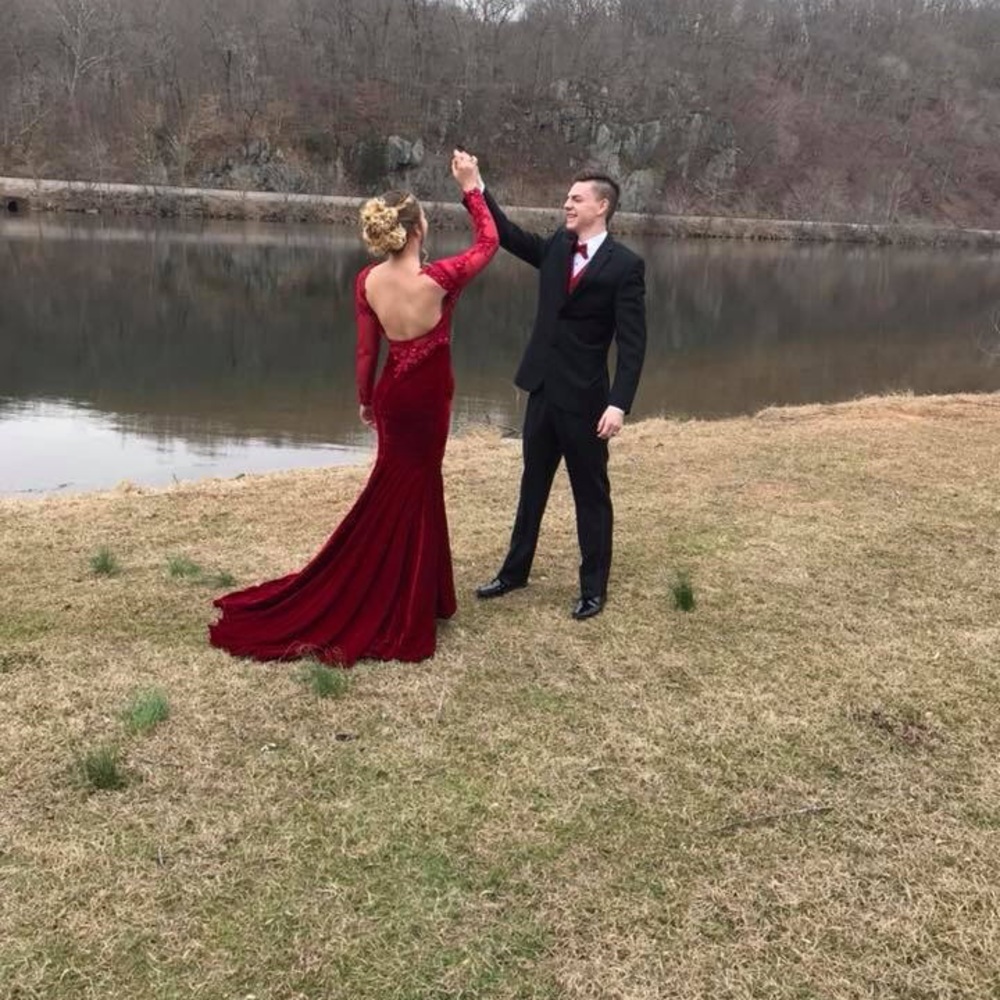 Red Prom Dress!!! - Picture 2 of 3